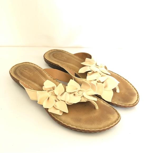 clarks bendable womens sandals